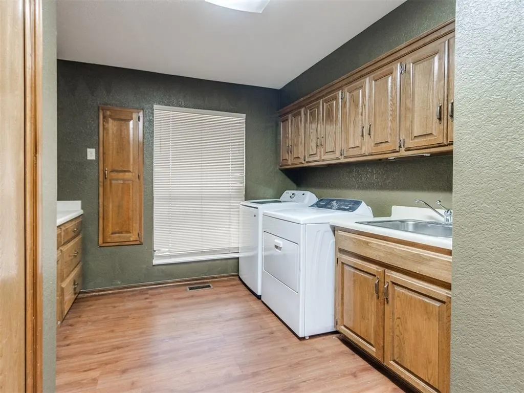 Photo 20 — 6105 Sudbury Drive, Oklahoma City, OK 73162