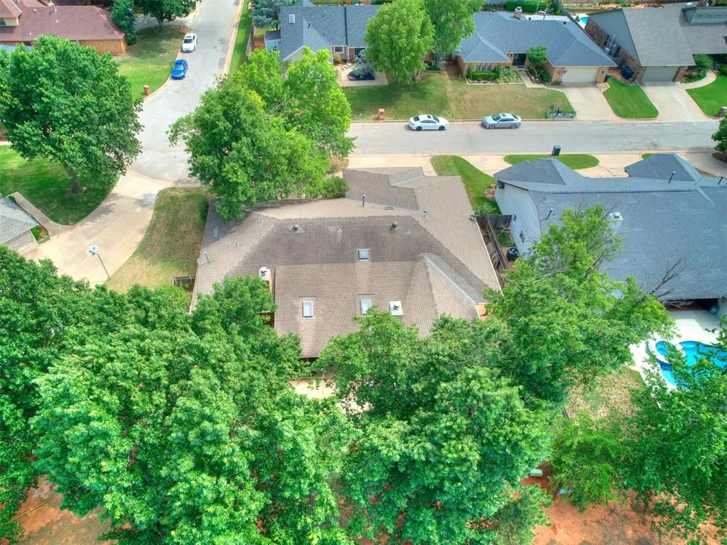 Photo 28 — 6105 Sudbury Drive, Oklahoma City, OK 73162