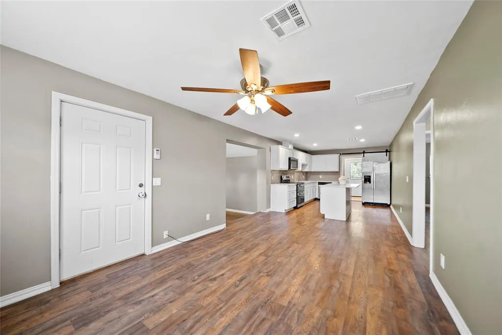 Photo 7 — 3212 S Post Road, Oklahoma City, OK 73150