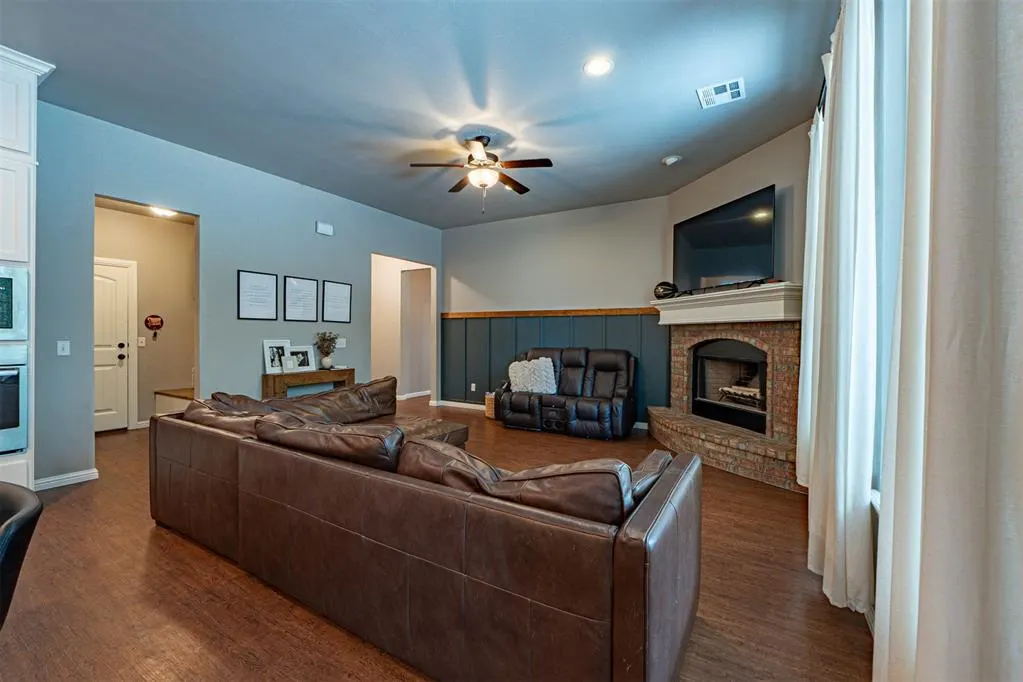 Photo 10 — 8851 Tall Oaks Drive, Guthrie, OK 73044