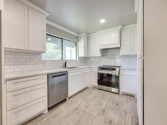 Photo 7 — 11609 Twisted Oak Road, Oklahoma City, OK 73120