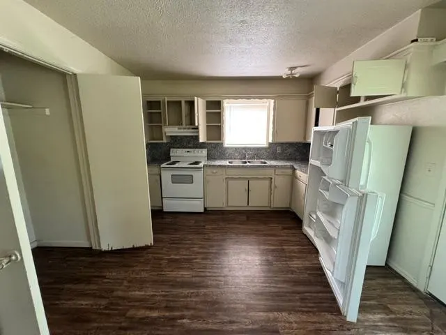 Photo 8 — 421 NW 81st Street, Oklahoma City, OK 73114