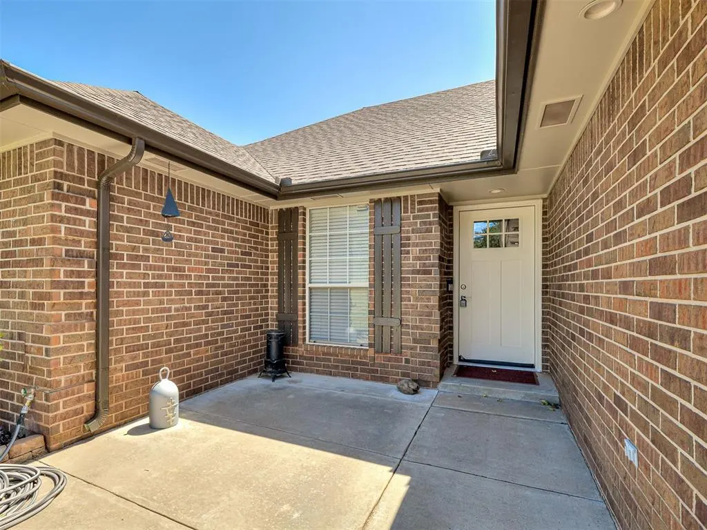 Photo 4 — 2120 Flamingo Dr, Blanchard, OK 73010