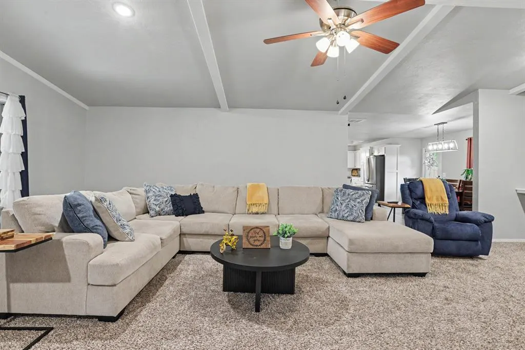 Photo 9 — 319 W Bass Avenue, Yukon, OK 73099