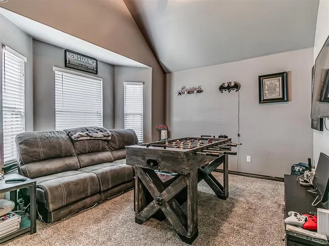 Photo 6 — 18828 Olive Branch Court, Edmond, OK 73012