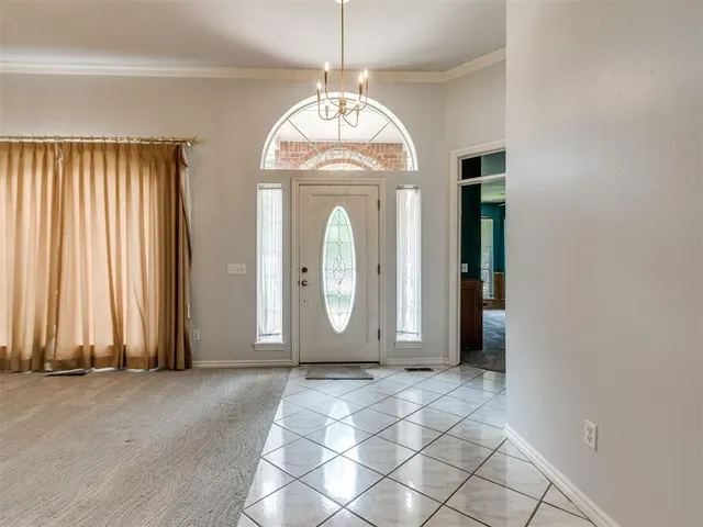 Photo 4 — 712 Fox Bend Trail, Edmond, OK 73034