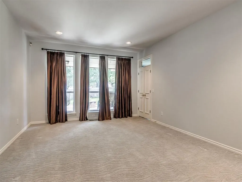 Photo 6 — 712 Fox Bend Trail, Edmond, OK 73034
