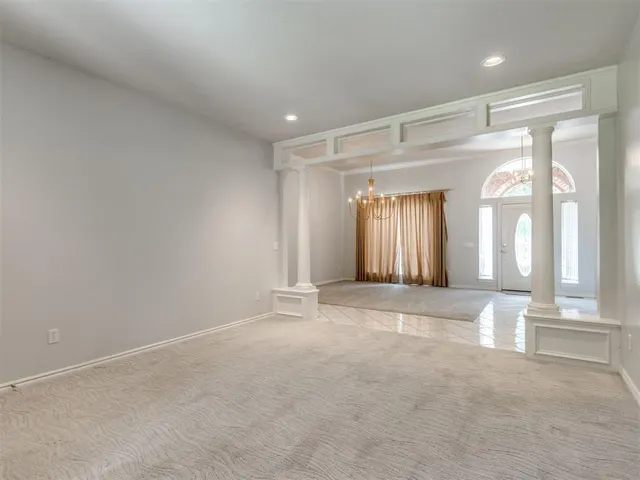 Photo 5 — 712 Fox Bend Trail, Edmond, OK 73034