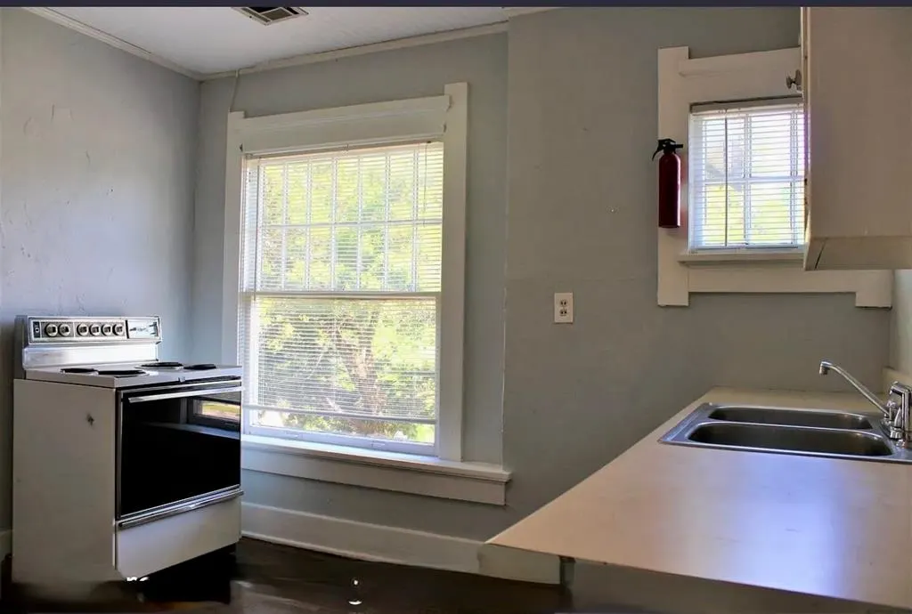 Photo 6 — 2224 NW 16th Street B, Oklahoma City, OK 73107