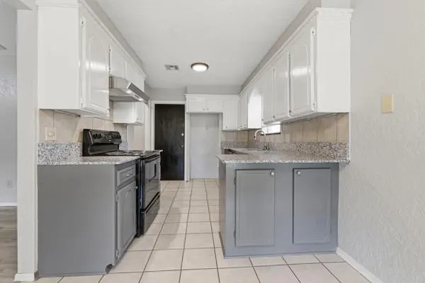 Photo 9 — 3604 Banner Avenue, Edmond, OK 73013