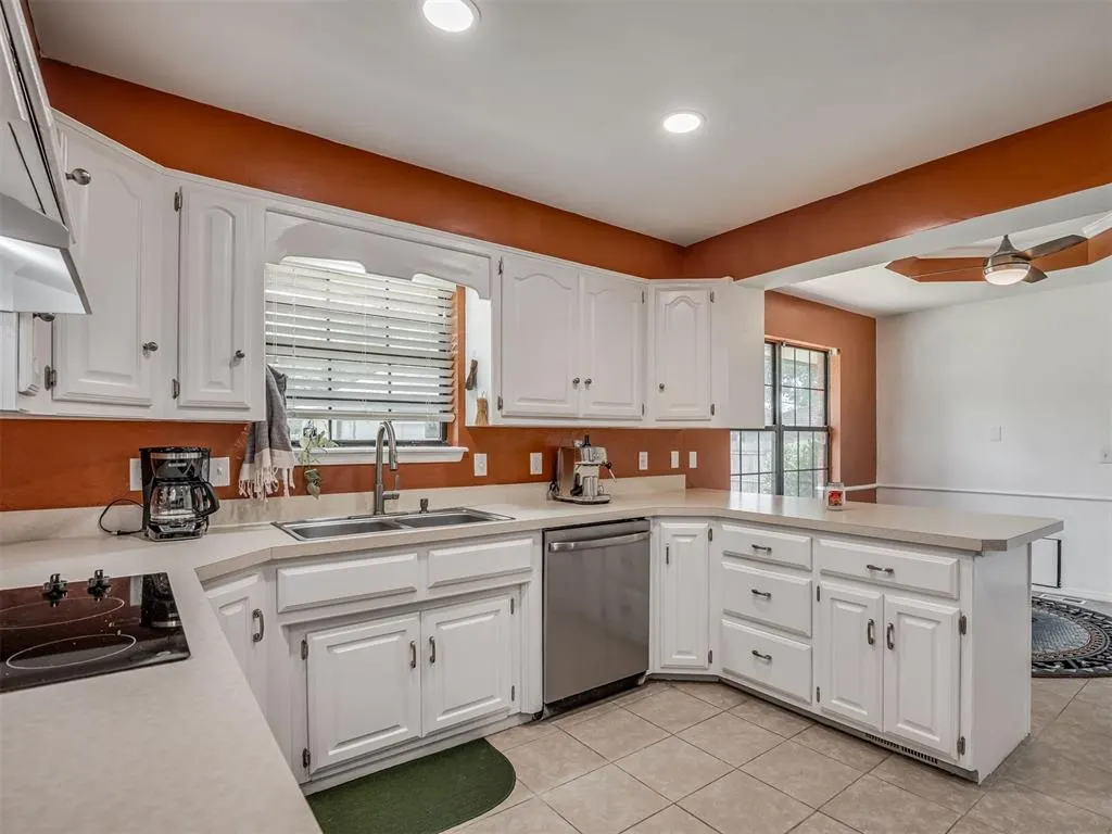 Photo 16 — 4212 NW 56th Street, Oklahoma City, OK 73112