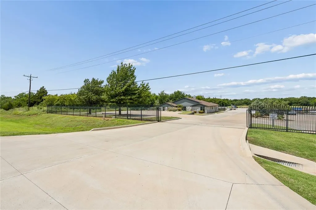 Photo 2 — 16399 W Highway 66, El Reno, OK 73036