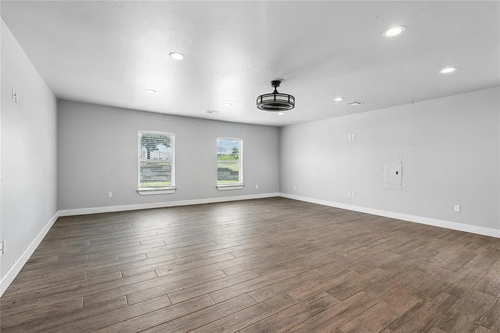 Photo 16 — 16399 W Highway 66, El Reno, OK 73036