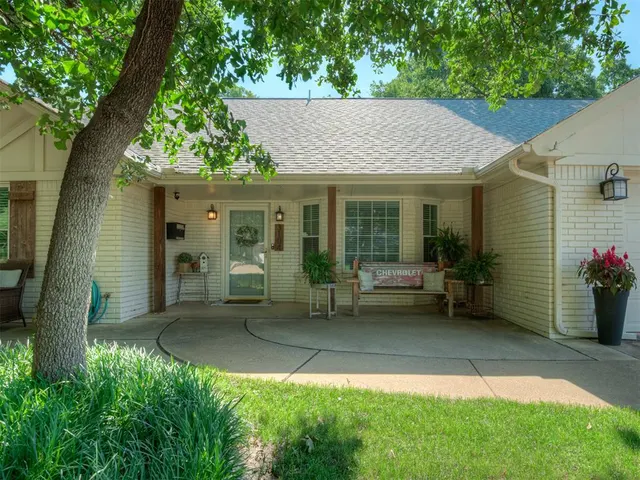 Front exterior — 3104 N Briarwood Avenue, Bethany, OK 73008