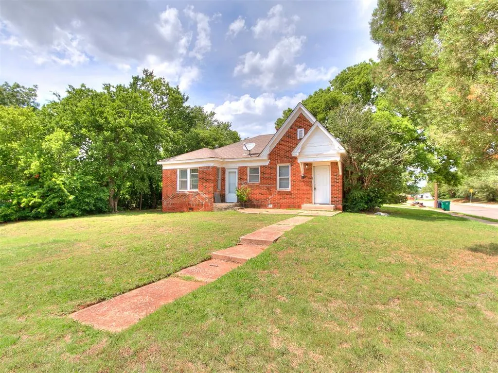 Front exterior — 2901 N Fonshill Avenue, Oklahoma City, OK 73111