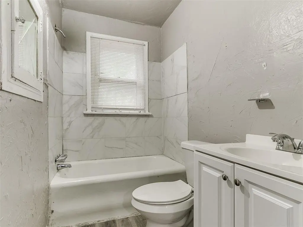 Photo 9 — 2901 N Fonshill Avenue, Oklahoma City, OK 73111