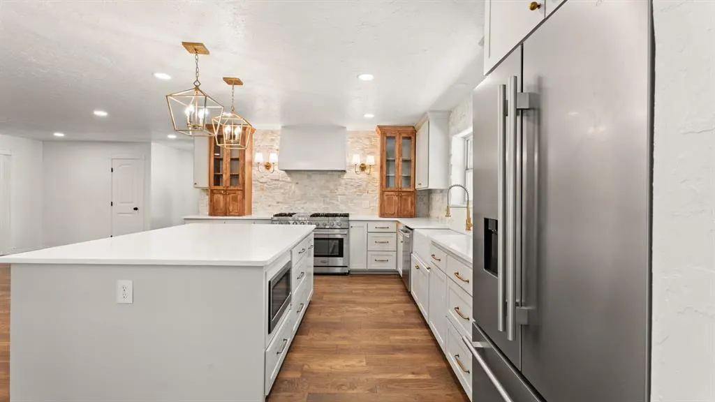 Photo 3 — 1708 Bunting Lane, Edmond, OK 73034