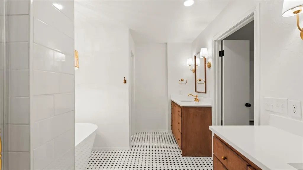 Photo 18 — 1708 Bunting Lane, Edmond, OK 73034