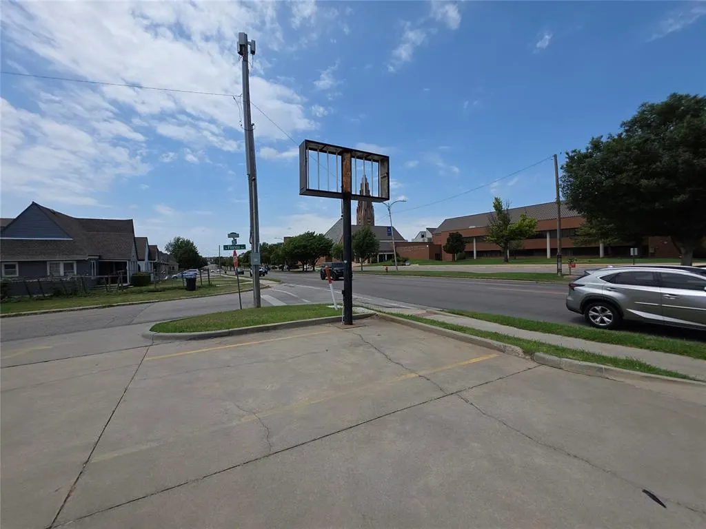 Photo 5 — 1732 NW 23rd Street, Oklahoma City, OK 73106