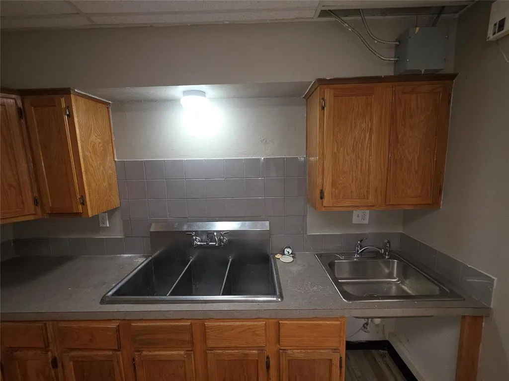 Photo 13 — 1732 NW 23rd Street, Oklahoma City, OK 73106