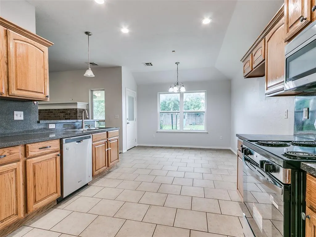Photo 6 — 4520 SE 79th Terrace, Oklahoma City, OK 73135
