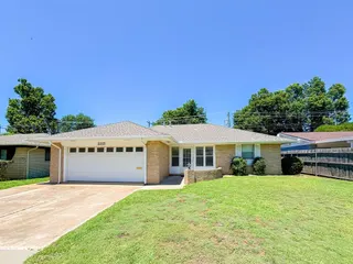 Sold home at 2213 Dakota Street