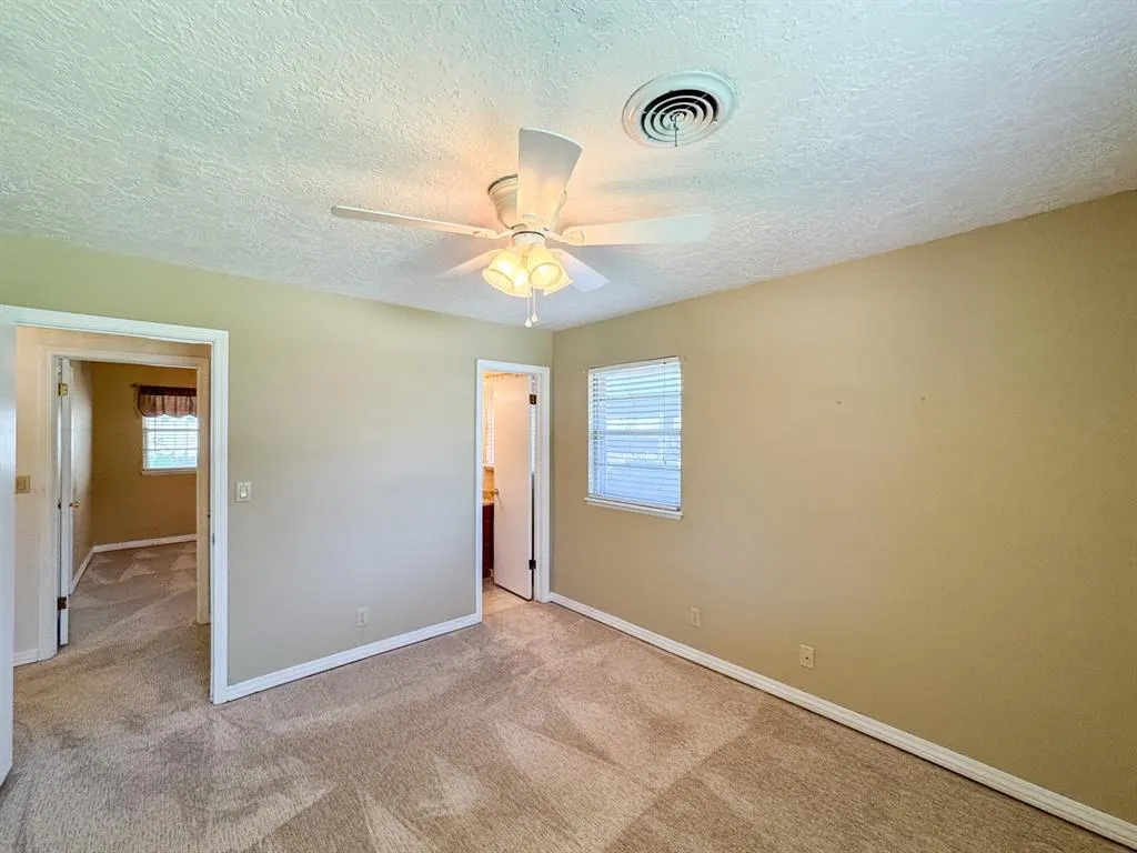 Photo 14 — 2213 Dakota Street, Norman, OK 73069