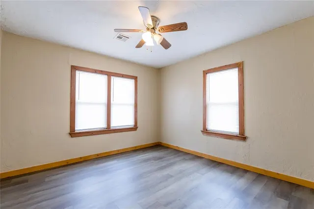 Photo 4 — 1005 N Adams Avenue, Elk City, OK 73644