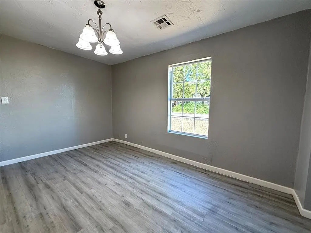 Photo 14 — 423 Loy Street, Meeker, OK 74855
