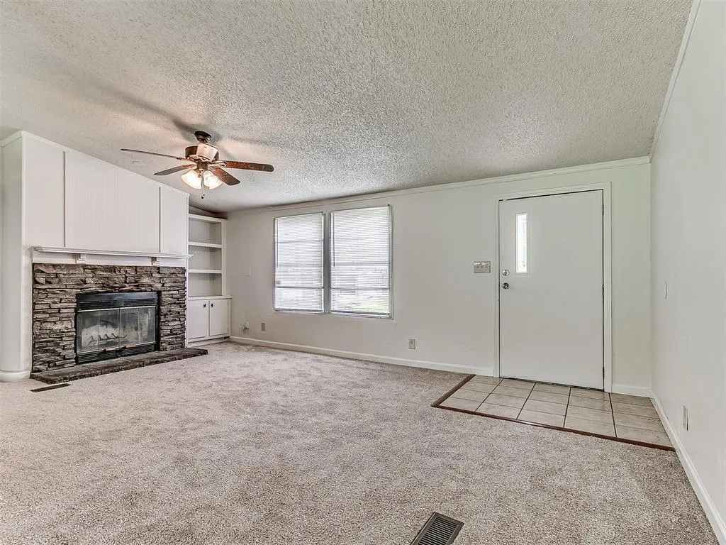 Photo 3 — 19300 Newsom Road, Newalla, OK 74857
