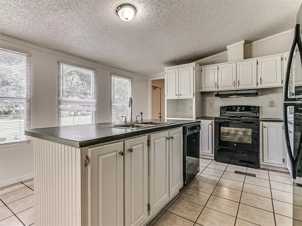 Photo 12 — 19300 Newsom Road, Newalla, OK 74857