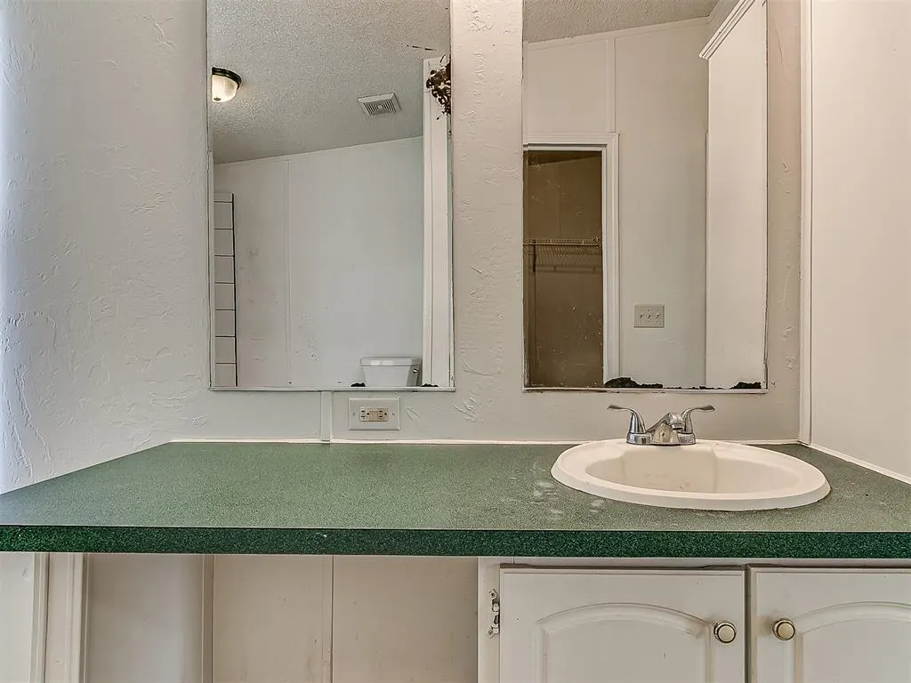 Photo 27 — 19300 Newsom Road, Newalla, OK 74857