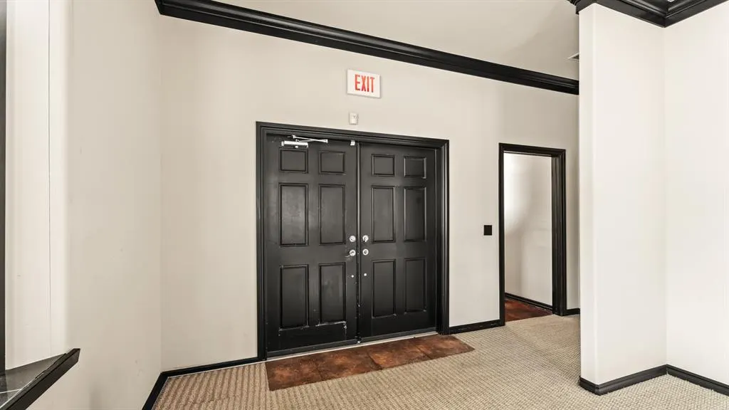 Photo 8 — 14000 N Western Avenue, Edmond, OK 73013