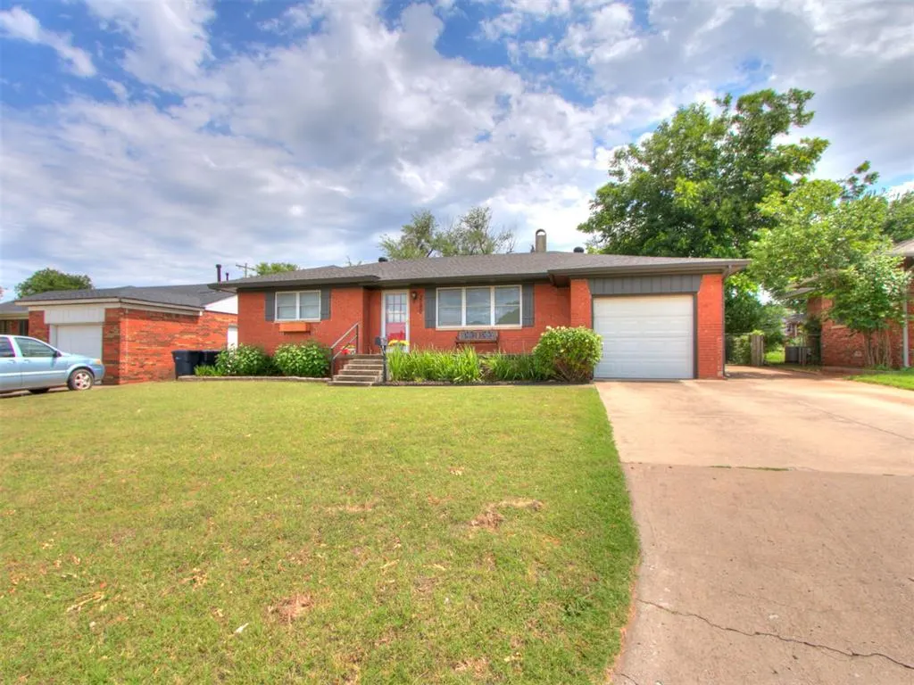 Photo 3 — 3020 NW 70th Street, Oklahoma City, OK 73116