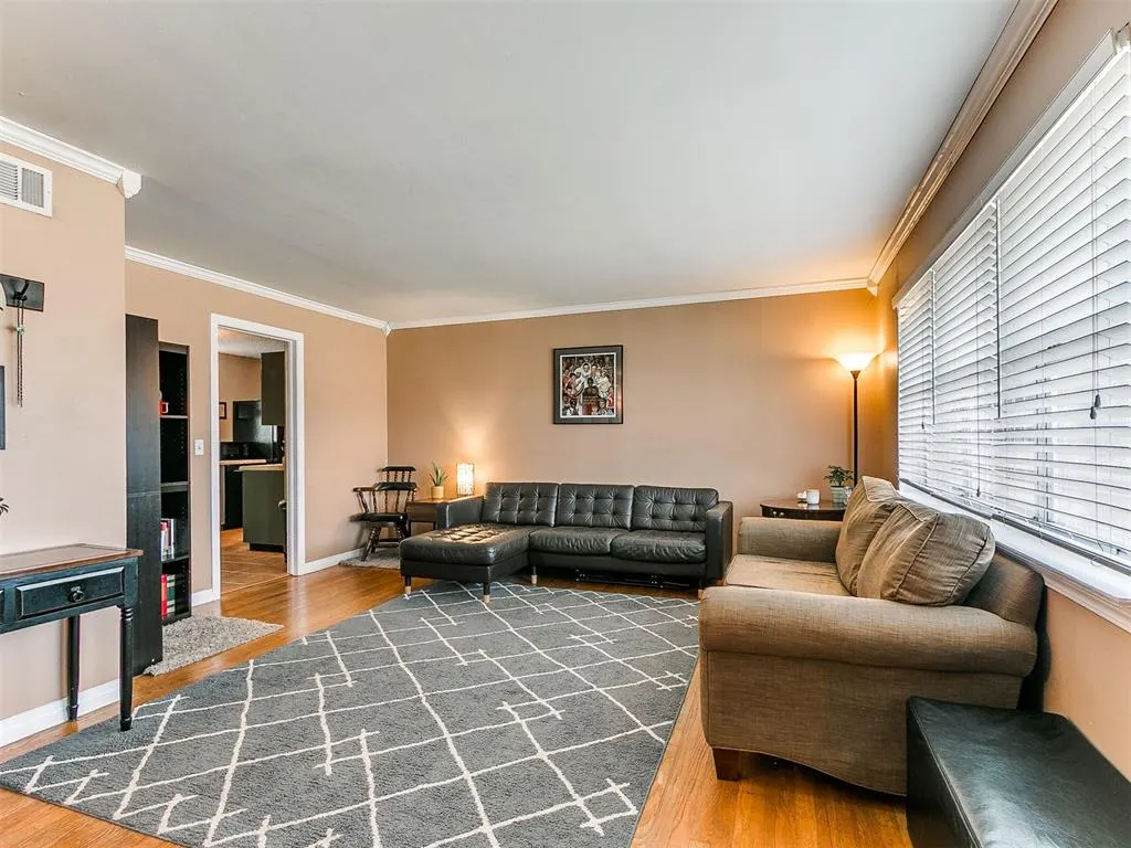 Photo 6 — 3020 NW 70th Street, Oklahoma City, OK 73116