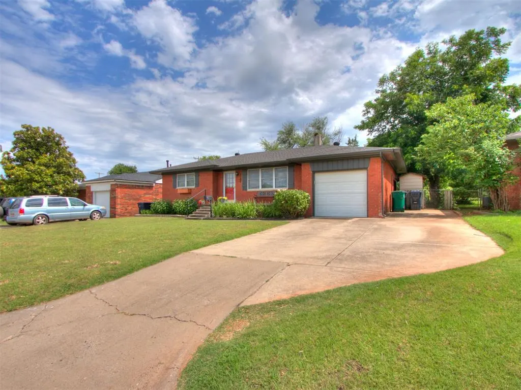 Photo 33 — 3020 NW 70th Street, Oklahoma City, OK 73116