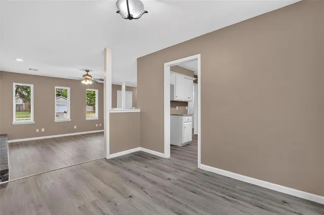 Photo 8 — 2109 Oakvista Circle, Norman, OK 73071