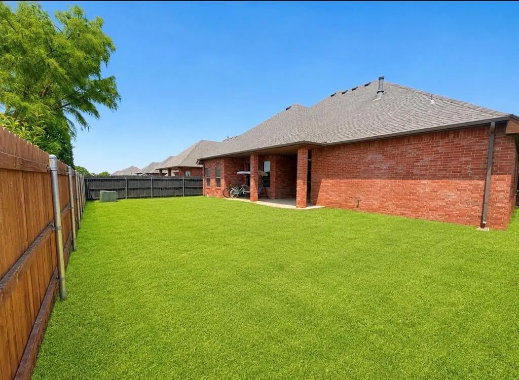 Photo 19 — 6409 Bent Wood Drive, Oklahoma City, OK 73169