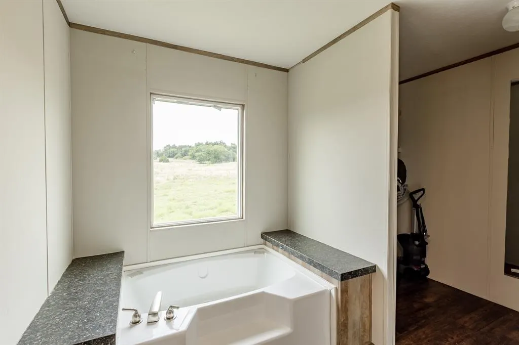 Photo 36 — 30037 County Road 1168, Minco, OK 73059