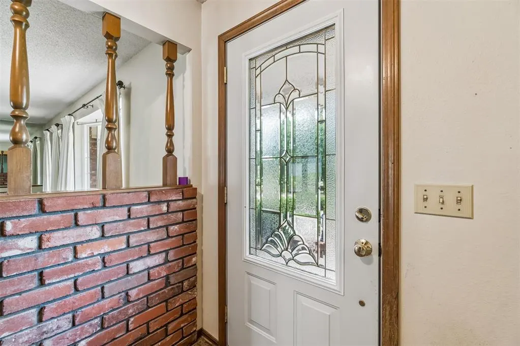 Photo 4 — 2909 Short Drive, Edmond, OK 73034