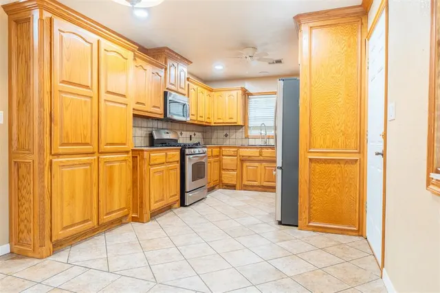 Photo 5 — 205 Chestnut Street, Pauls Valley, OK 73075