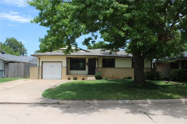 Front exterior — 1418 Gannon Avenue, Enid, OK 73703