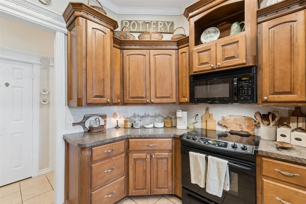 Photo 18 — 1621 Four Lakes Drive, Blanchard, OK 73010
