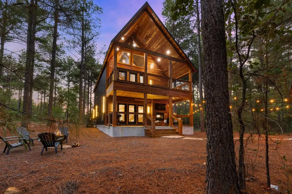Photo 2 — 368 Triton Trail, Broken Bow, OK 74728