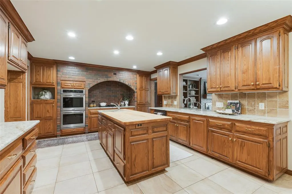 Photo 16 — 3816 Coachman Road, Edmond, OK 73013