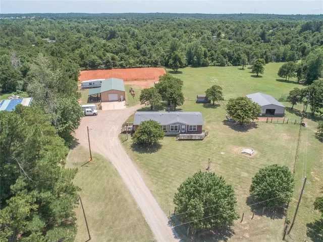 Photo 2 — 19800 SE 92nd Street, Newalla, OK 74857