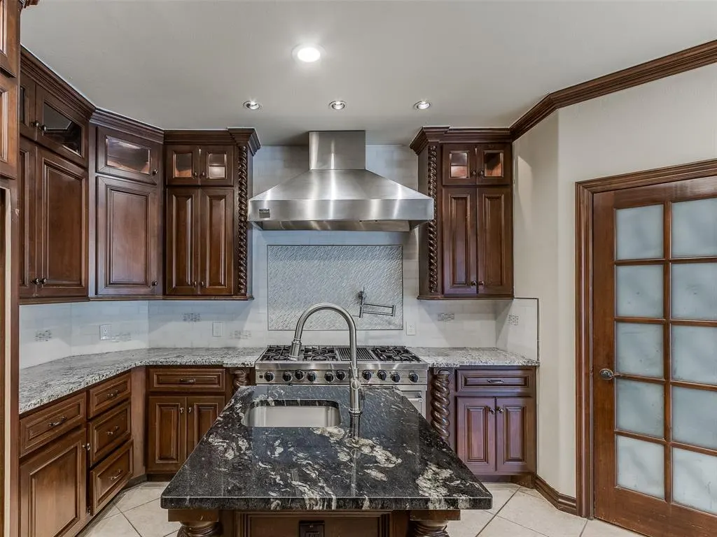Photo 17 — 9818 Prosper Drive, Oklahoma City, OK 73151