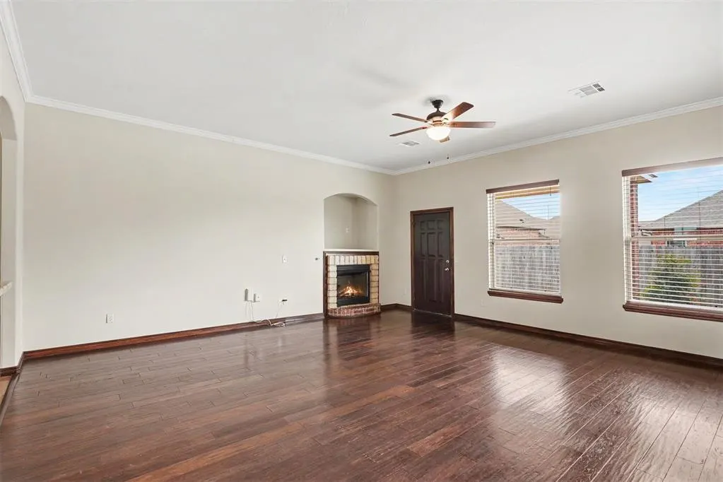 Photo 2 — 6301 Bentley Drive, Oklahoma City, OK 73169