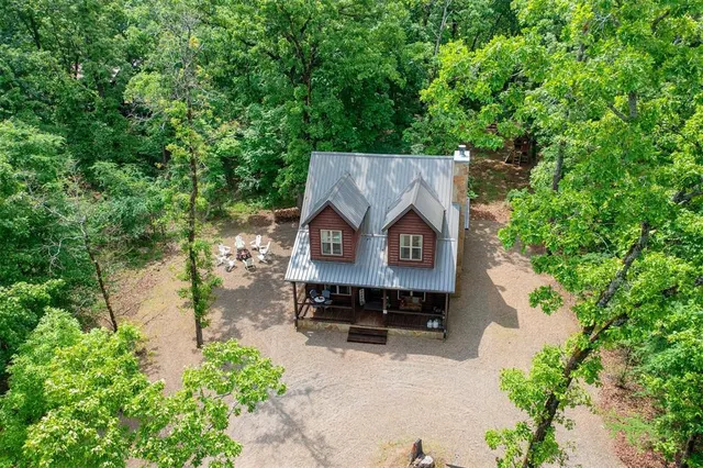 Photo 2 — 678 N State Highway 259a, Broken Bow, OK 74728