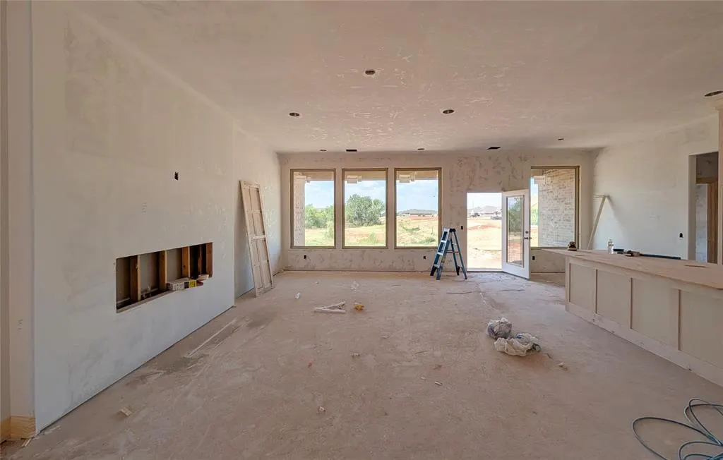 Photo 4 — 704 Siena Springs Drive, Norman, OK 73071